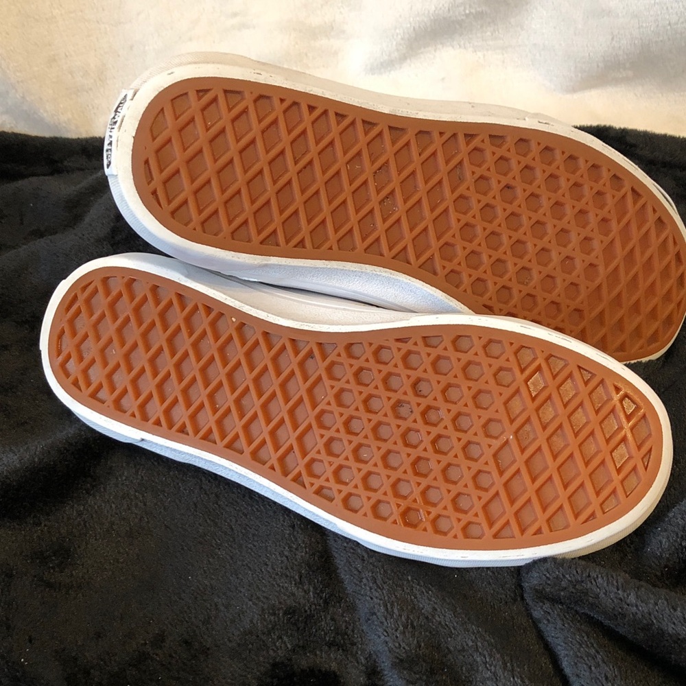 Vans White Leather Seldan Skate Sneaker in M & Y 4.5, W 6. Very Good Condition. - Picture 6 of 6